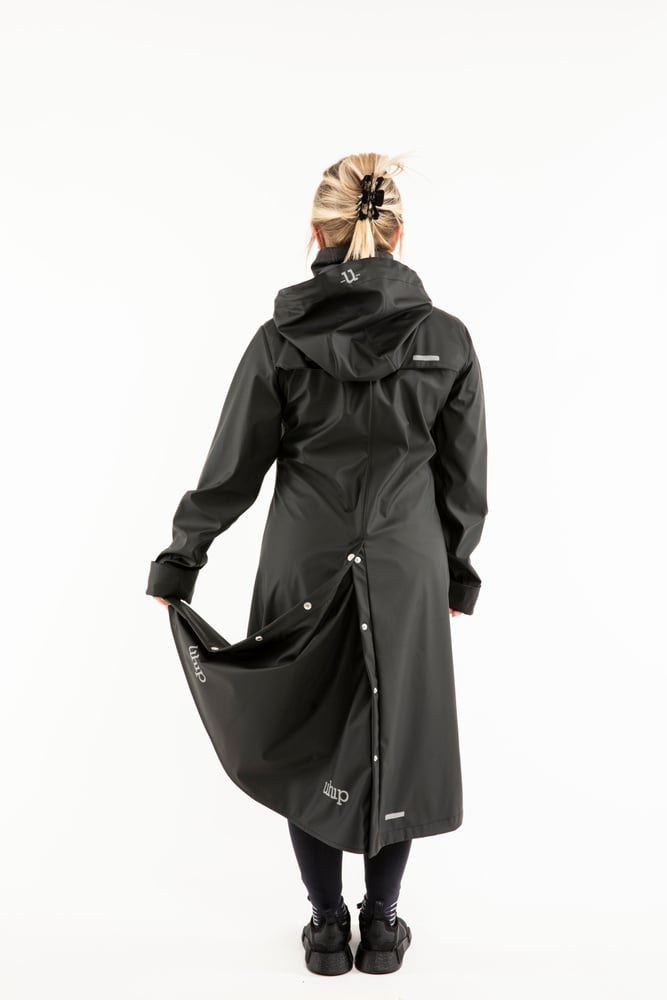 Winnie Raincoat Jet Black
