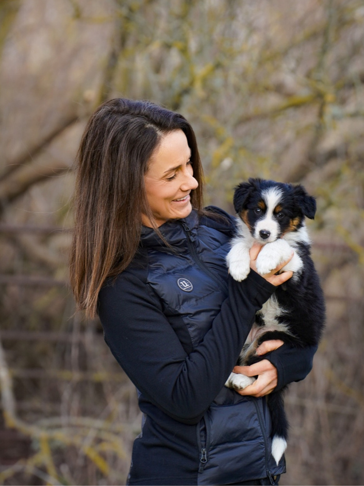 Everyday Hybrid Hoodie Jet Black