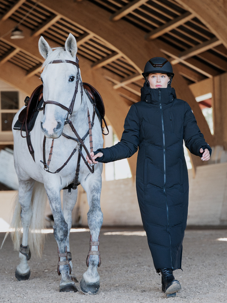 Frost Coat Extended Jet Black