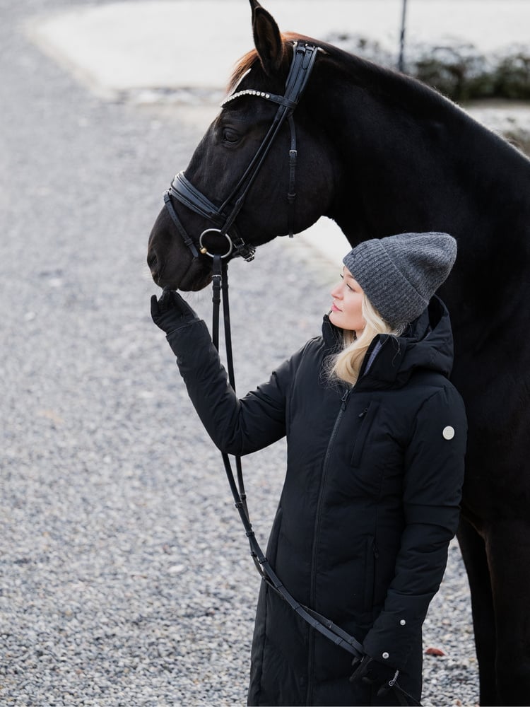 Frost Coat Extended Jet Black