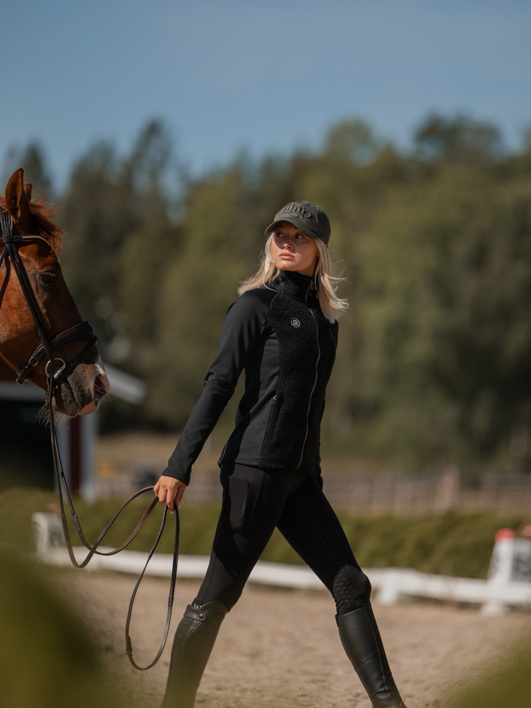 Cozy Pile Hybrid Jacket Jet Black