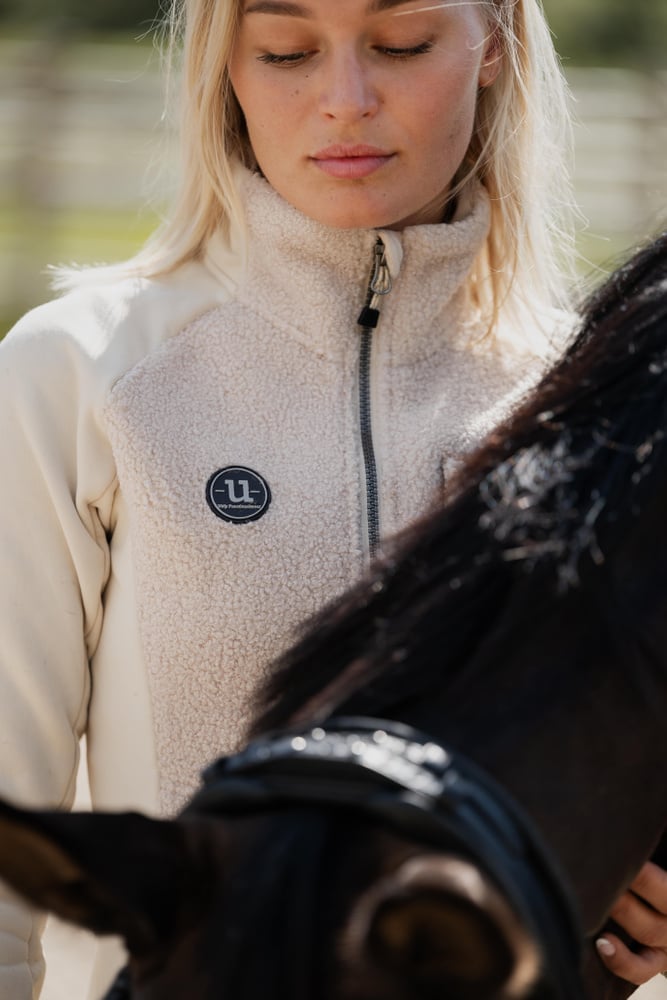 Cozy Pile Hybrid Jacket Off White