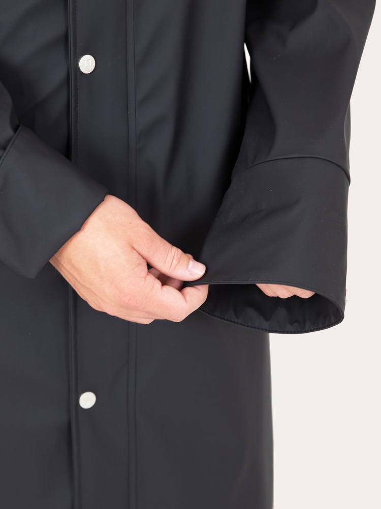 Winston Raincoat Jet Black