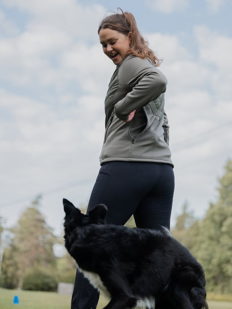 Misty Dog Trainer Hybrid Jacket Smokey Olive